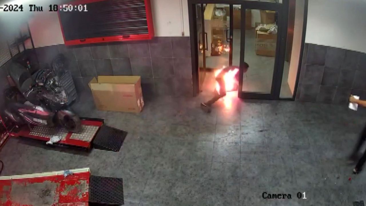 Antalya’da d*hşet:  15 Yaşındaki çocuğa benzin döküp ateşe verdi!