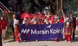 Mersin sokaklarında Cumhuriyet coşkusu