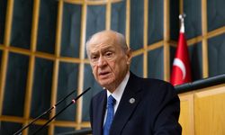 Bahçeli kürsüde gözyaşlarına hakim olamadı