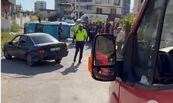 Mersin’de ehliyetsiz sürücü kazaya neden oldu: 2 yaralı