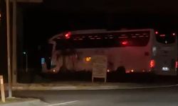 Tarsus'ta yolcu otobüsü üç kırmızı ışığı arka arkaya ihlal etti