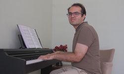 Otizmli genç piyanistin hayali dünyaca ünlü piyanist olmak