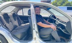 Adana'da gazetecinin otomobilinin kapıları çalındı
