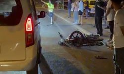 Hafif ticari araca çarpan motosikletli ağır yaralandı