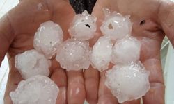 Mersin’de yaylaları dolu ve sağanak vurdu