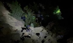 Adana'da otomobil uçuruma yuvarlandı: 5 ölü