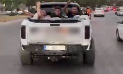 En pahalı serinlik: Aracın kasasını havuza çevirip arkadaşlarıyla gezerken 60 bin TL ceza yedi