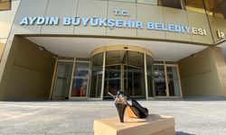 Aydın’da “kırık topuklu” protestosu