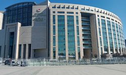 CHP’nin İstanbul İl Başkanı ve yönetim kurulu üyeleri tedbiren görevden uzaklaştırıldı