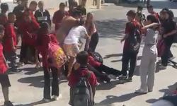 10 kişilik grup 12 yaşındaki çocuğa acımasızca şiddet uyguladı!
