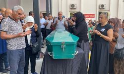 İkiz annesi hastane personeli hastalığa yenik düştü