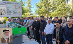 3 padişah, 12 cumhurbaşkanı gören 127 yaşındaki Amasyalı 'Ayşe Nine' vefat etti