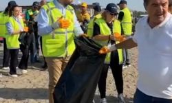 Tarsus Plajı’nda temizlik çalışması: 1 ton atık toplandı