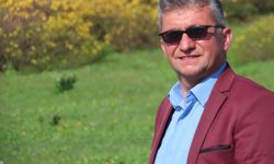 Sahnede kalp krizi geçiren sanatçı Yüksel Kader hayatını kaybetti