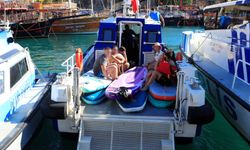 Akdeniz'de 19 genç SUP board yaparken 2 mil açığa sürüklendi