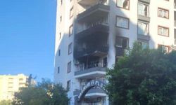 Apartman dairesi çıkan yangında kullanılamaz hale geldi