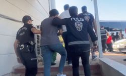Mersin'de sosyal medyadan dolandıran şebeke çökertildi: 5 tutuklama