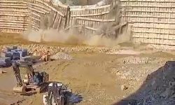 Ümraniye'de yol çöktü: O anlar kamerada