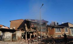 Erzurum'da doğalgaz patlaması: 2 ev çöktü, 1 yaralı