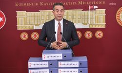 Başarır İBB İddianamesini yere fırlattı