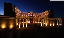 Paranın ilk basıldığı yer olan Sardes Antik Kenti artık gece de parlıyor