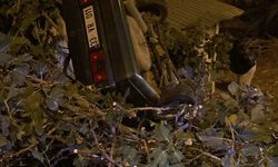 Otomobil takla atıp, eve çarptı sürücü hayatını kaybetti