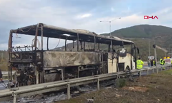 Ortaokul öğrencilerini taşıyan otobüs, alev topuna döndü!