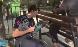 Uyurken bacağını banka sıkıştırdı, itfaiye kurtardı