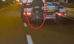 Hareket halindeki TIR’dan koyun hırsızlığı kamerada