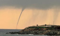 Hatay'da denizde hortum oluştu