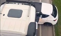 Hafriyat kamyonu, önüne aldığı otomobili 100 metre sürükledi