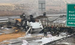 TAG Otoyolu'nda çarpışan 3 tır yandı