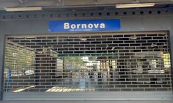 İzmir'de metro raydan çıktı