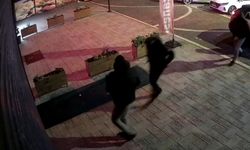 Alarmı duyan hırsızlar böyle kaçtı