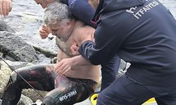 Ayağında zıpkınla hastaneye götürüldü