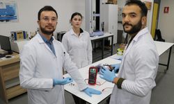 Vücuttaki atık ısıyı elektriğe dönüştürdüler