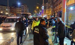 Yolun karşısına geçmek isterken tramvayın altında kaldı