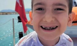 Yangında ölen 2 kardeşe acı veda: Aynı tabutla getirilip aynı kabre defnedildiler