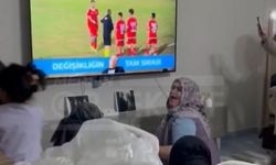 İlk profesyonel mücadelesini ailesi gözyaşlarıyla izledi