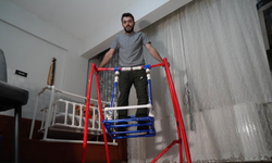 Tesisatçı baba bu kez su borusundan salıncak yaptı!