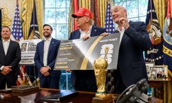 Trump'a ‘FIFA Barış Ödülü’ verildi
