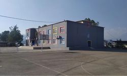 Mersin’de okul müdürüne tüf*kle s*aldırı