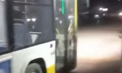 Mersin'de soğukta otobüs bekleme tepkisi