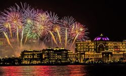 Dubai'de gözalıcı yeni yıl kutlaması