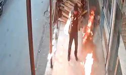 Ateşi benzinle harlamak istedi, yanmaktan son anda kurtuldu; o anlar kamerada
