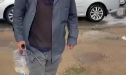 Sonda tüpüne meyve suyu koyup dilencilik yapan şahıs yakalandı