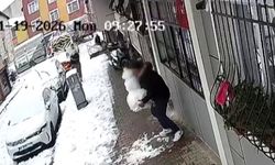 Çocukların yaptığı kardan adamı çaldı