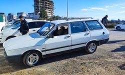 Önce teybi sonra aküsü ardından komple çalındı