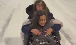 Muş’ta gençler ve çocuklar karın keyfini çıkardı