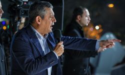 Özel’den emekli maaşına tepki: “Bu maaş değil, harçlıktır”